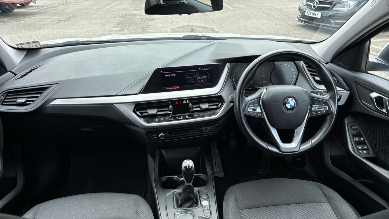 BMW 1 Series 118i SE 5dr Petrol Hatchback